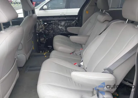 2013 Toyota Sienna Xle V6 8 Passenger из США, поврежденный, VIN 5TDYK3DC4DS352424